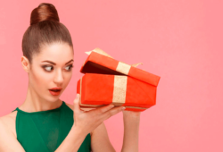 make great unboxing videos, download from youtube to share elsewhere